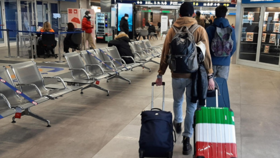 IL FUTURO DELL’ITALIA É NELL’EMIGRAZIONE